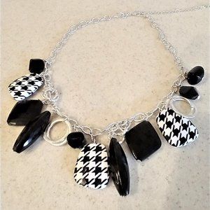 Houndstooth Necklace & Earrings